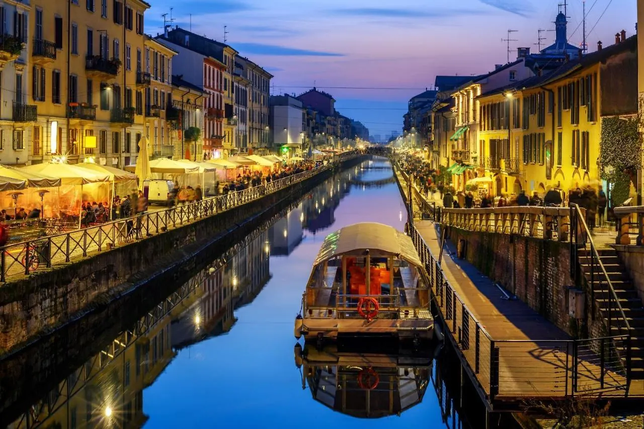Duomo-Linate Loft Free Parking Con Tv 50 E Wi-Fi Appartement Milaan